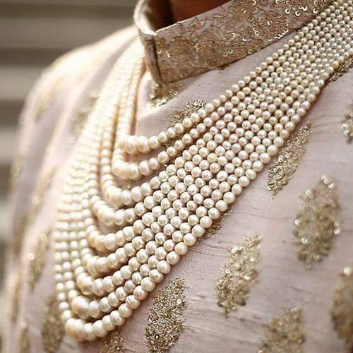 Trending Groom's Jewelry 2023