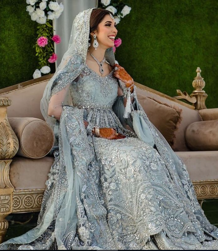 Different Shades of Blue For Your Pakistani Bridal Dress