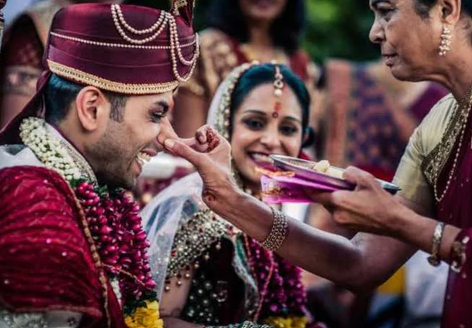 Fun Things That You'll Definitely See At A Desi Wedding