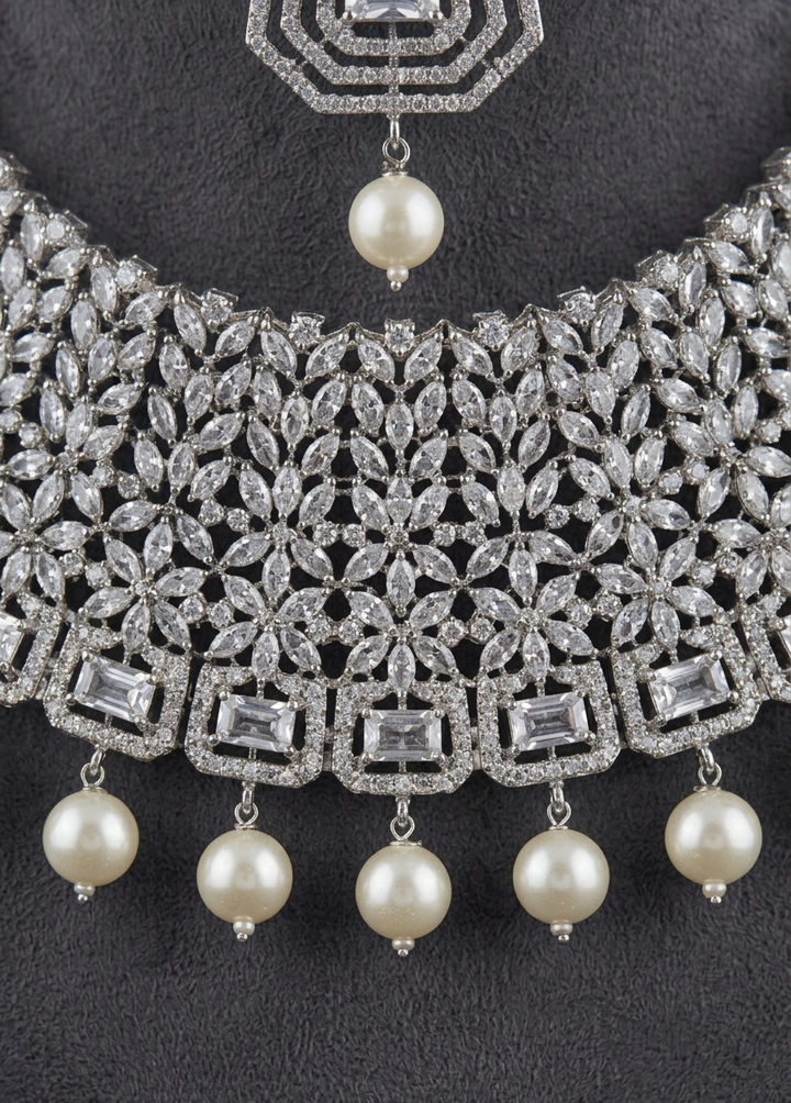 Majestic Pearl Diamond Set