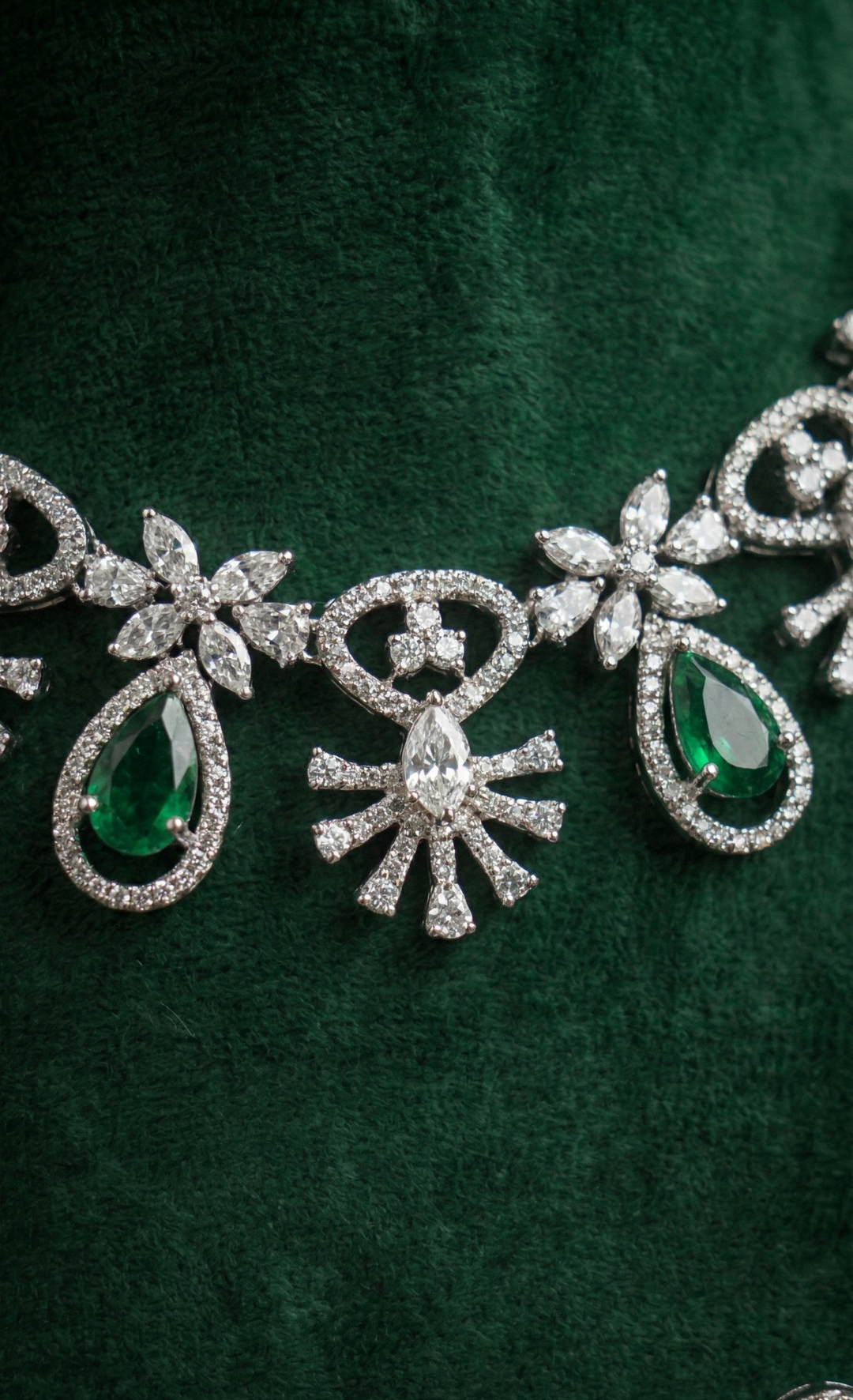 Emerald Radiance Set