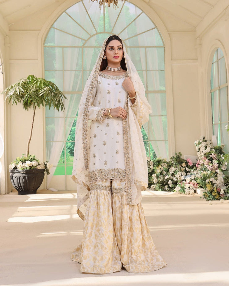 Hafsah- White & Gold Nikkah Dresses In Canada & US Karigur Hafsah- White & Gold Nikkah Dresses In Canada & US Karigur