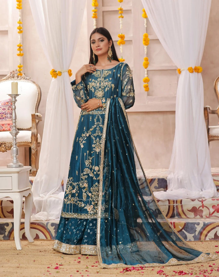 Sara- Heavy Formal Pakistani Wedding Dress Karigur Sara- Heavy Formal Pakistani Wedding Dress Karigur