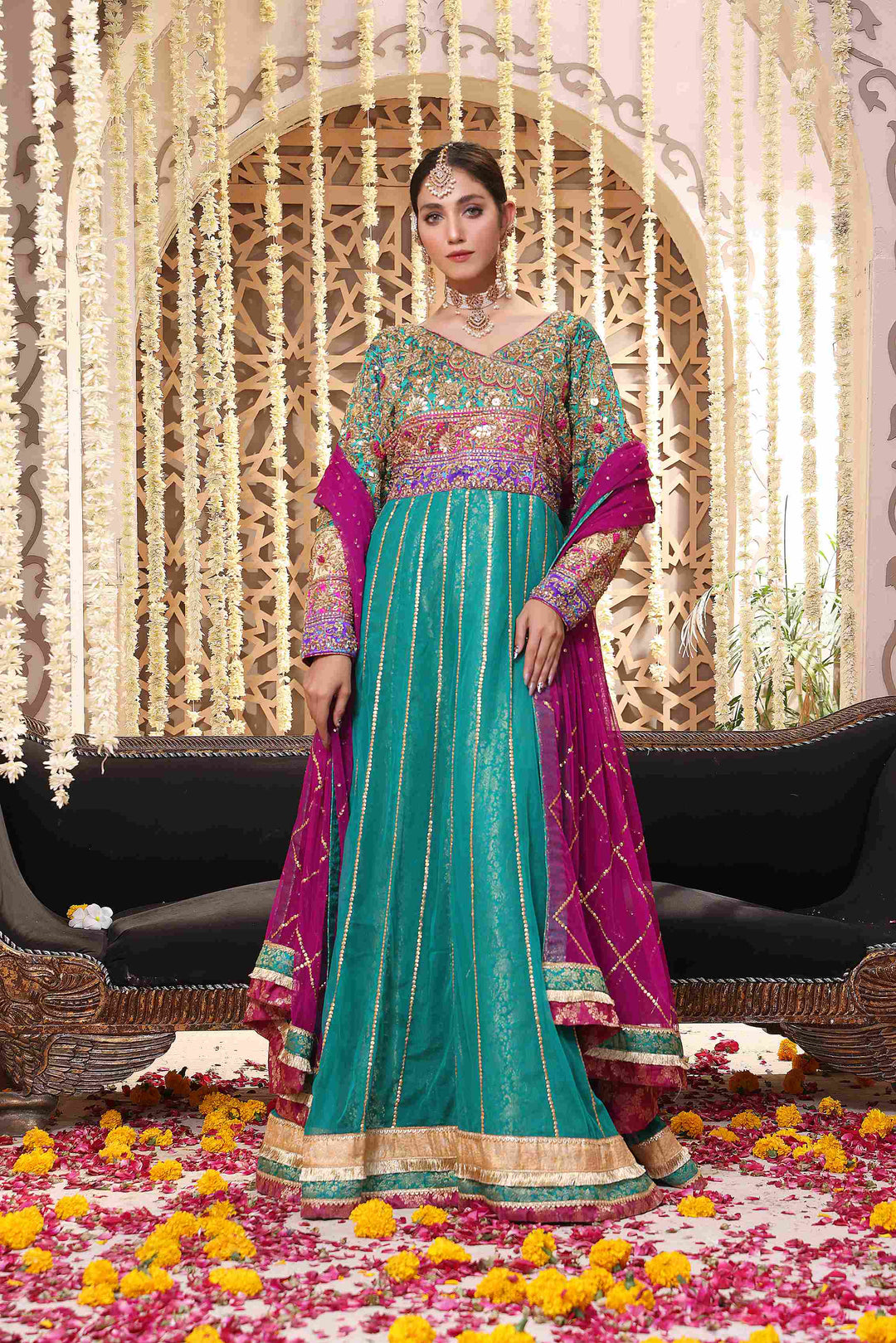 Clara- Green & pink Pakistani Mehendi dress Karigur Clara- Green & pink Pakistani Mehendi dress Karigur